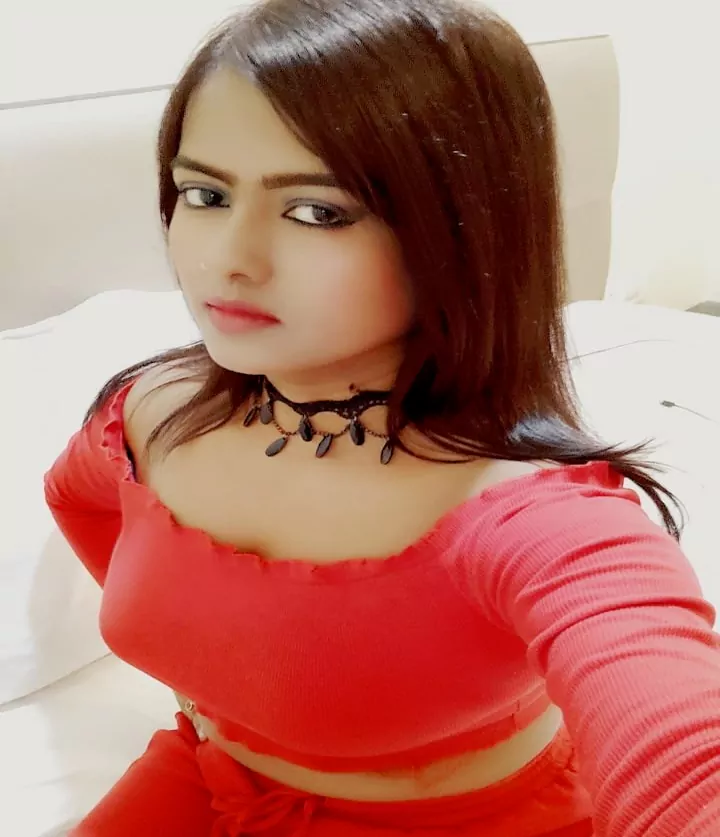 Aahana Escorts in Red Dress Bidhan Nagar Escorts