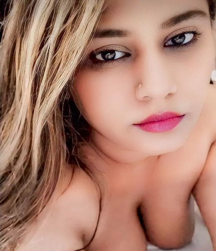 Dhriti Hot Nepali Girl