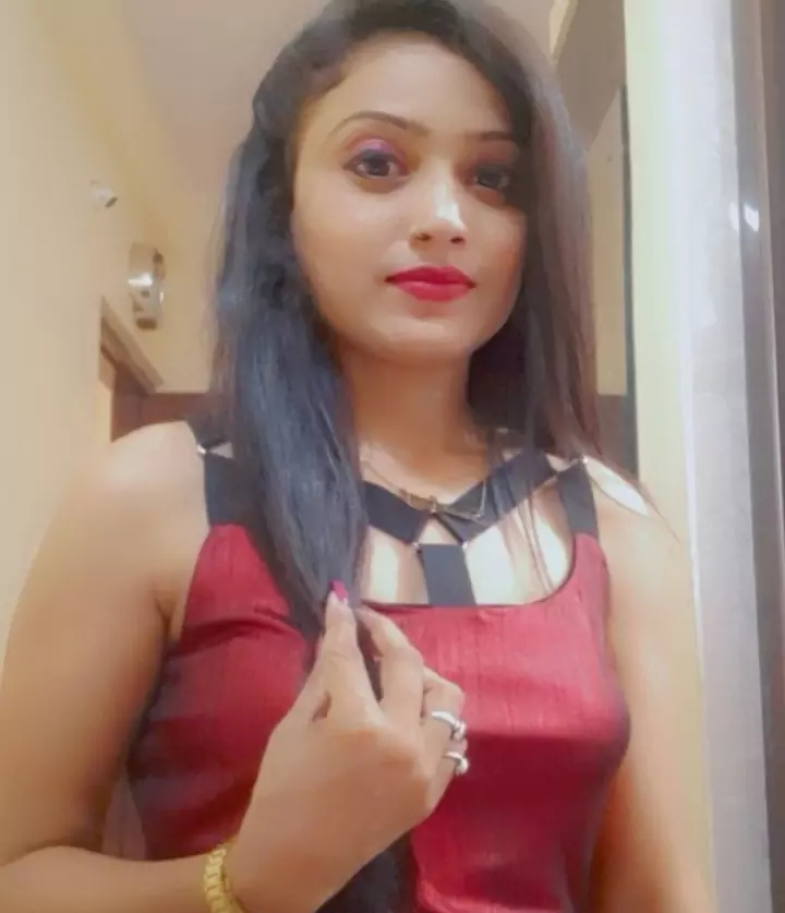 Laila Escorts in Red Dress Escorts in Kalara