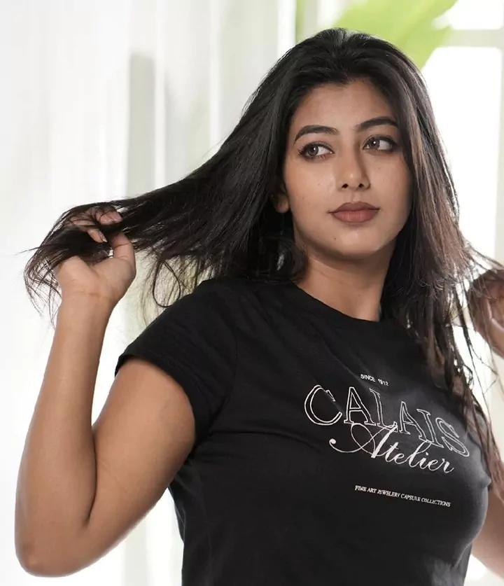 Punjabi TikTok Model Chingrighata Escorts