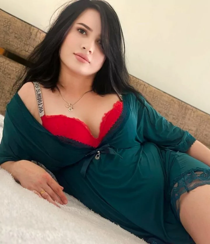 Komal Chingrighata Escorts