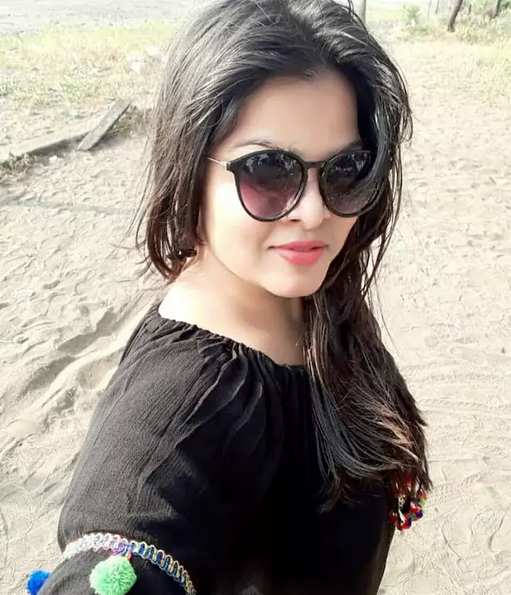 Noor Air hostess Escorts